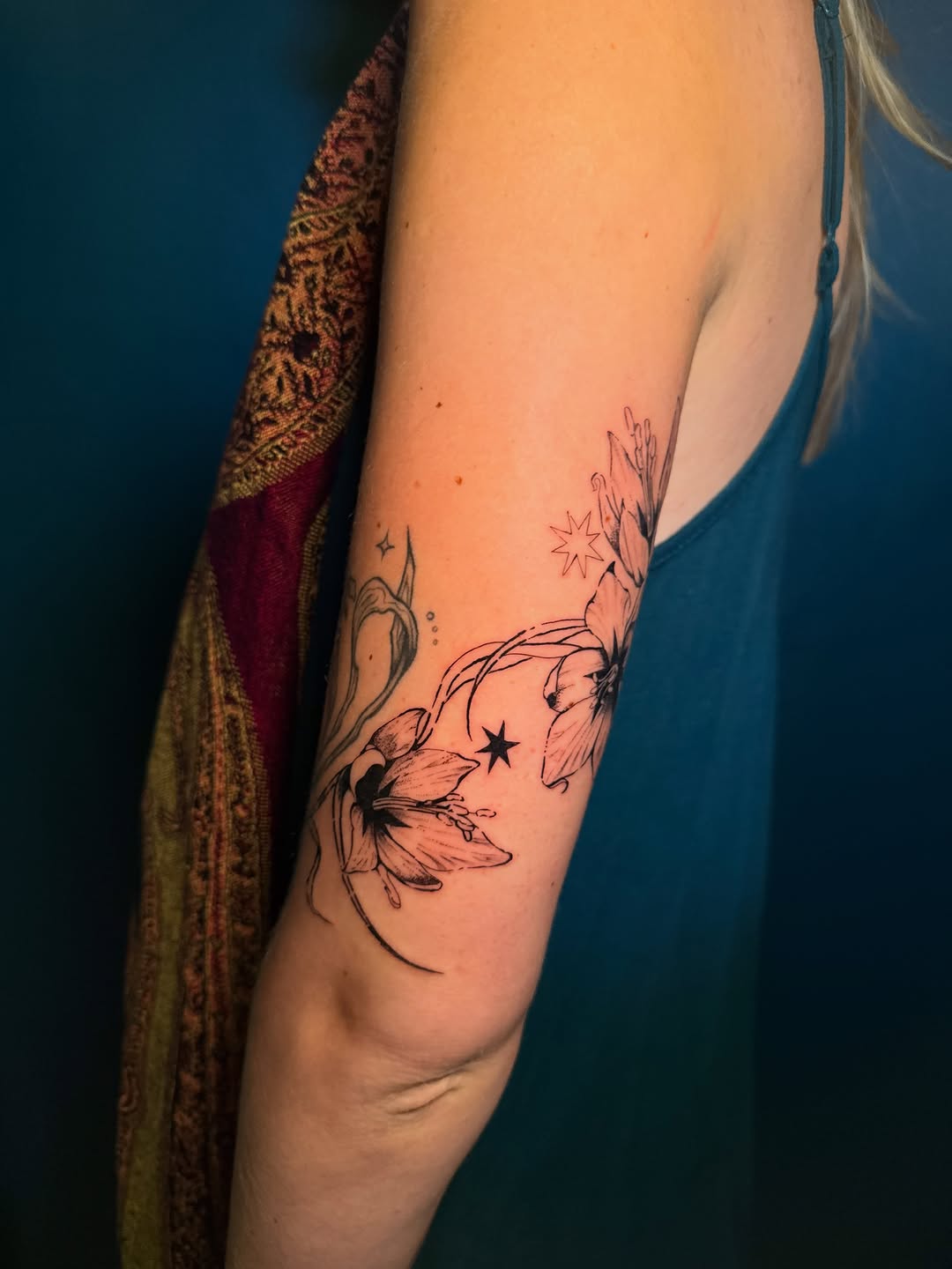Tattoo by @juniperinkk — fine_line, black_and_grey