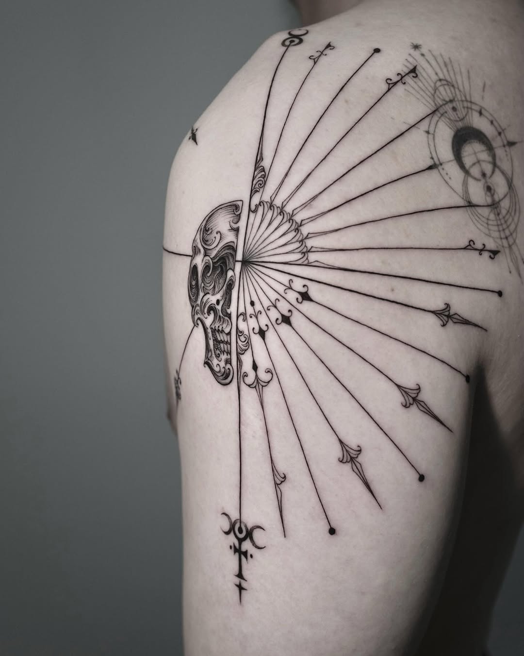Tattoo by @jeon______ — fine_line, geometric