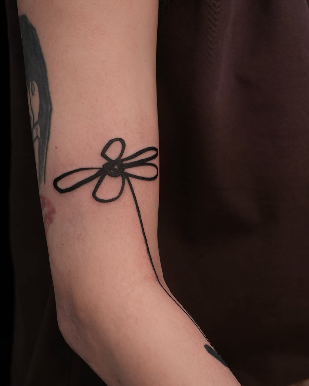 Tattoo by @m.tattooist.iv — fine_line, minimalist