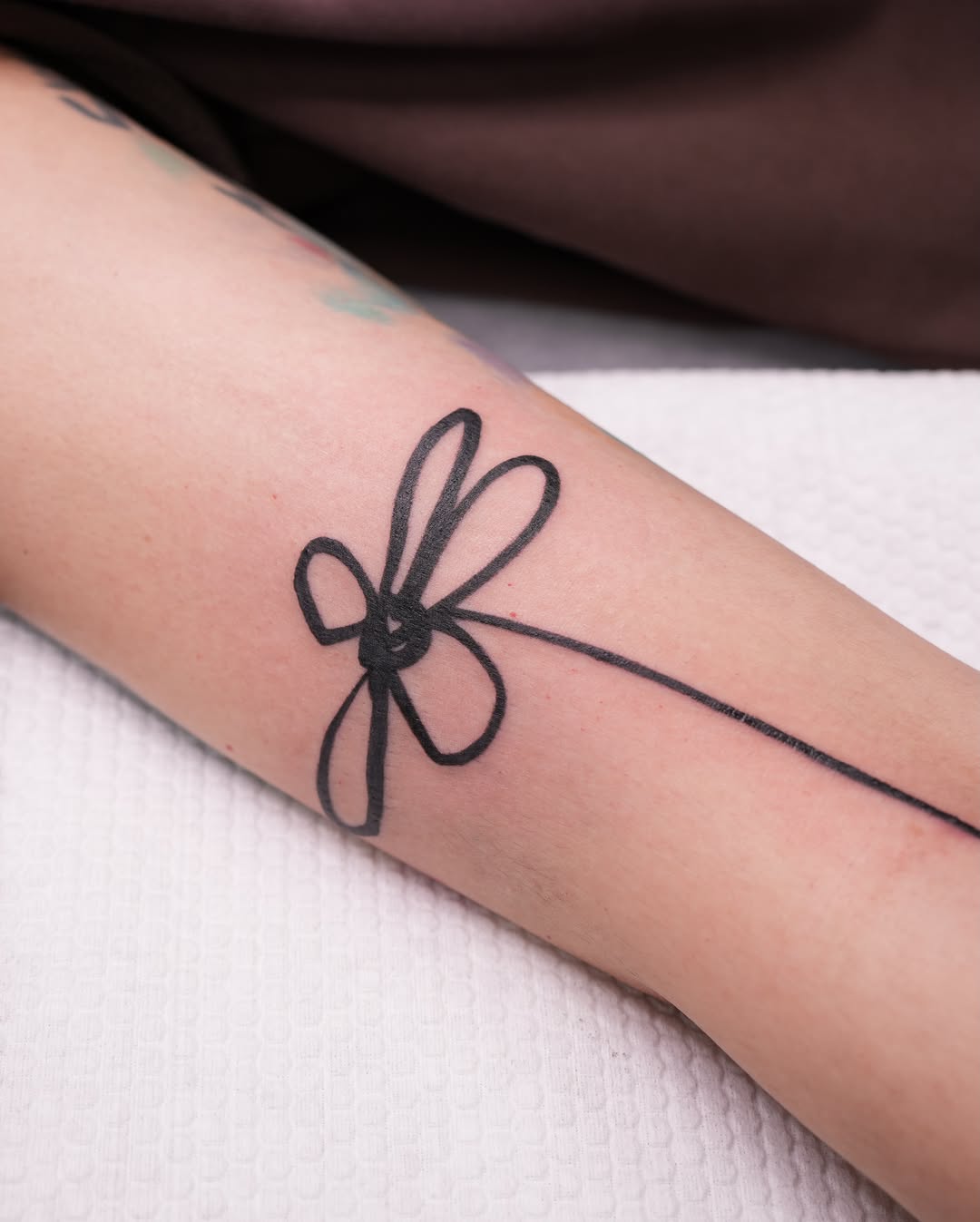 Tattoo by @m.tattooist.iv — fine_line, minimalist