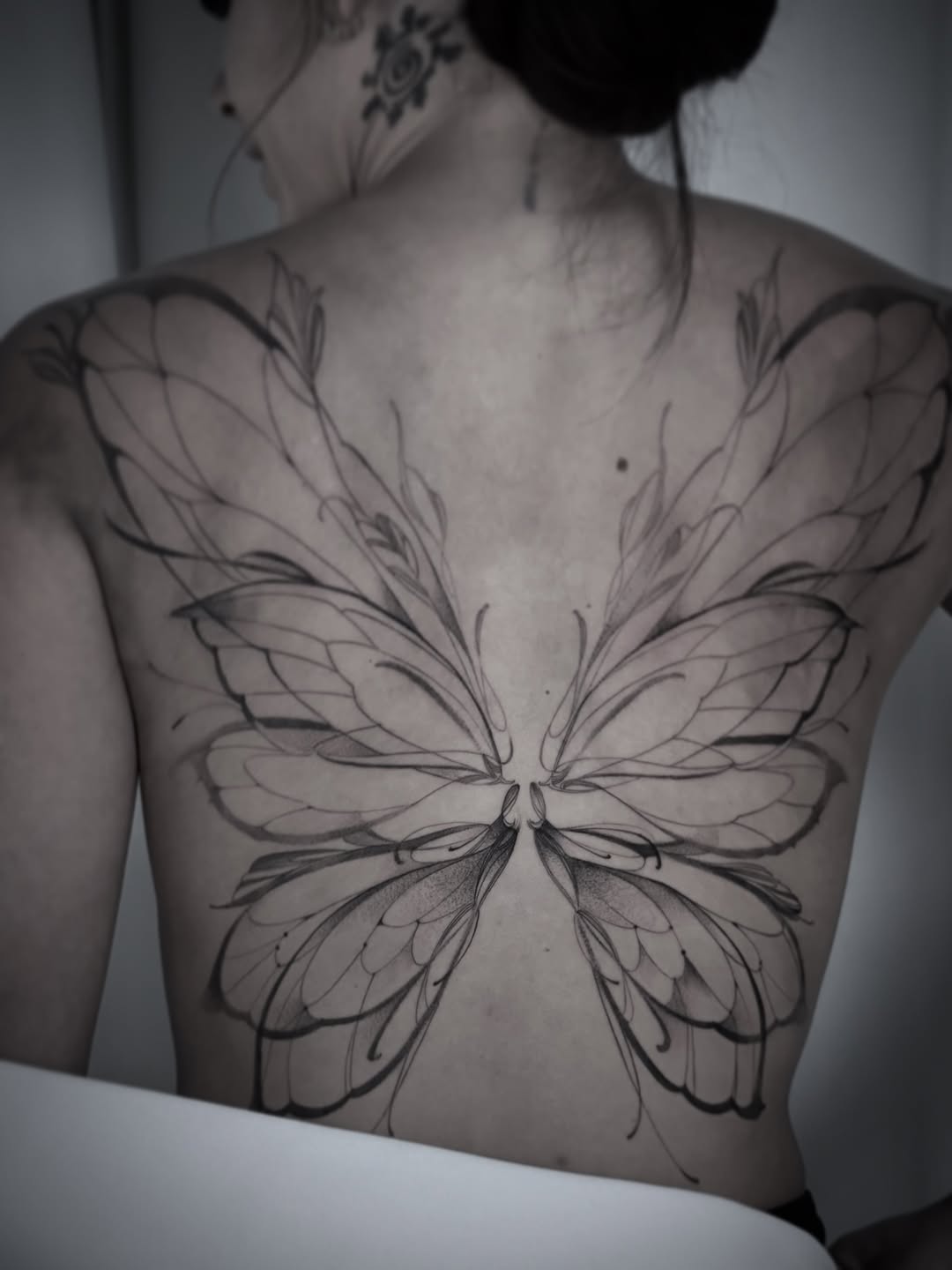 Tattoo by @reeslynn_tattoo β fine_line, dotwork