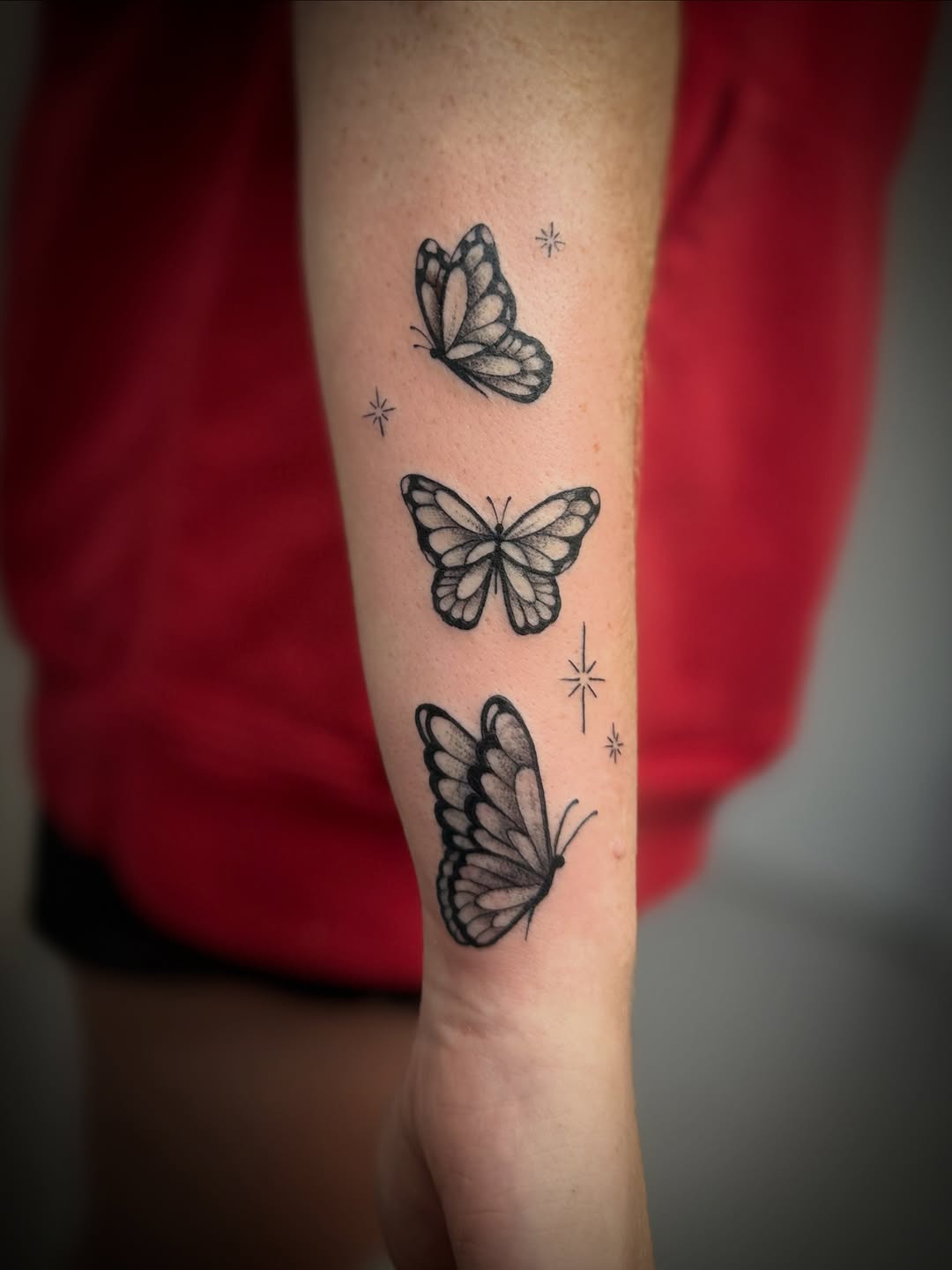 Tattoo by @llanotattooart — fine_line, dotwork