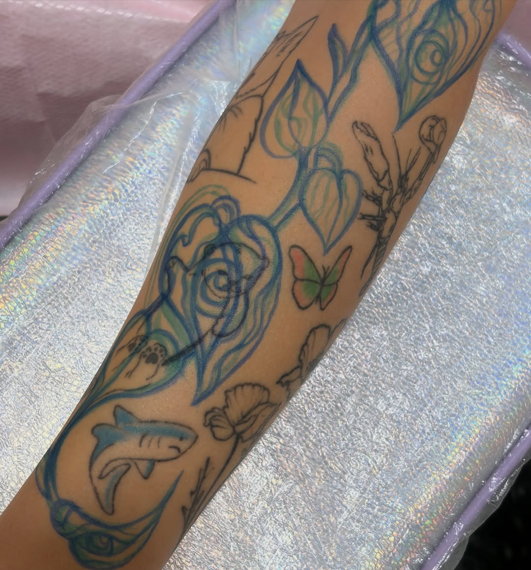 Tattoo by @laurencaldwelltattoo — fine_line, sketch