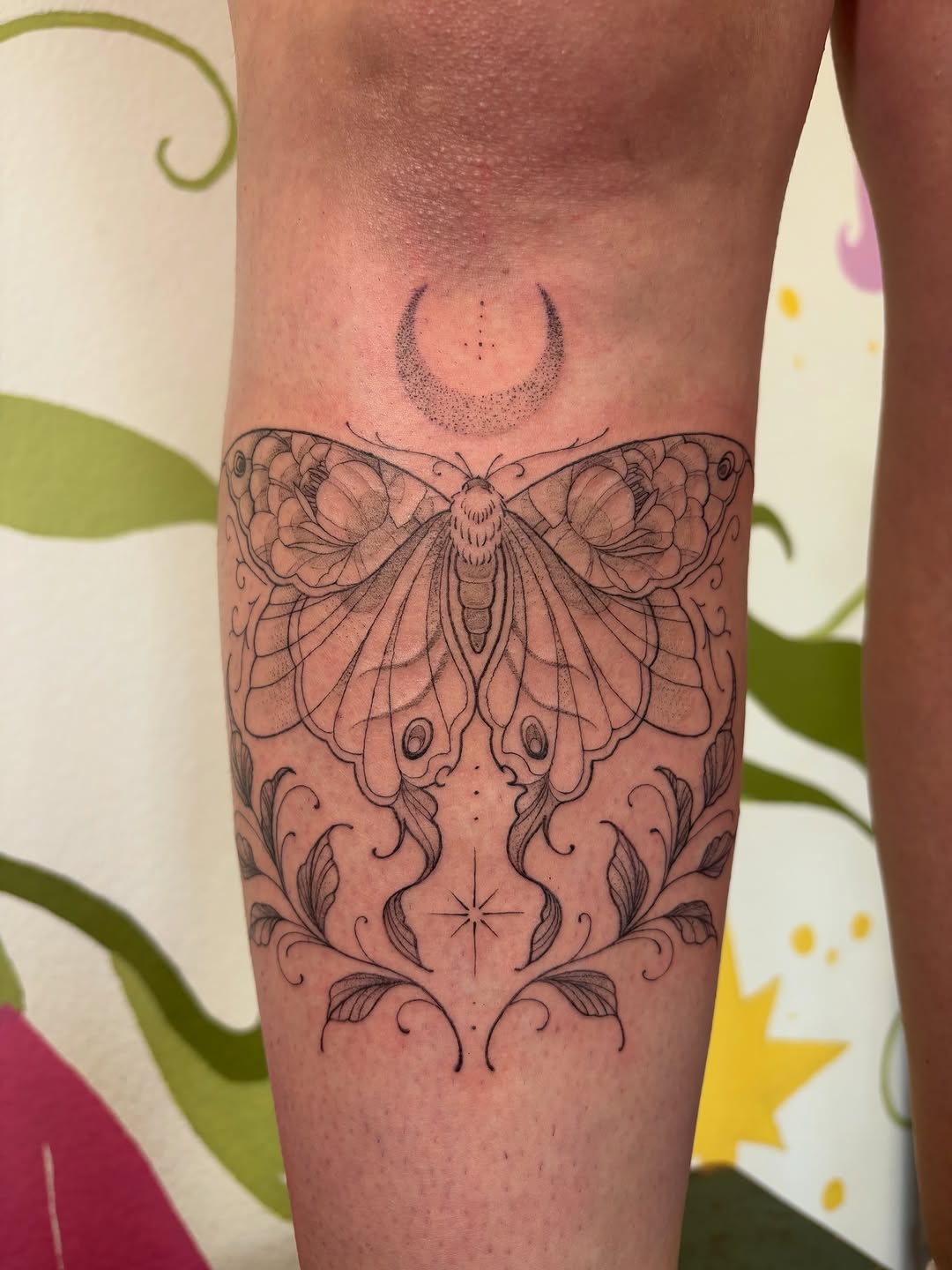 Tattoo by @amberloutattoo โ fine_line, ornamental