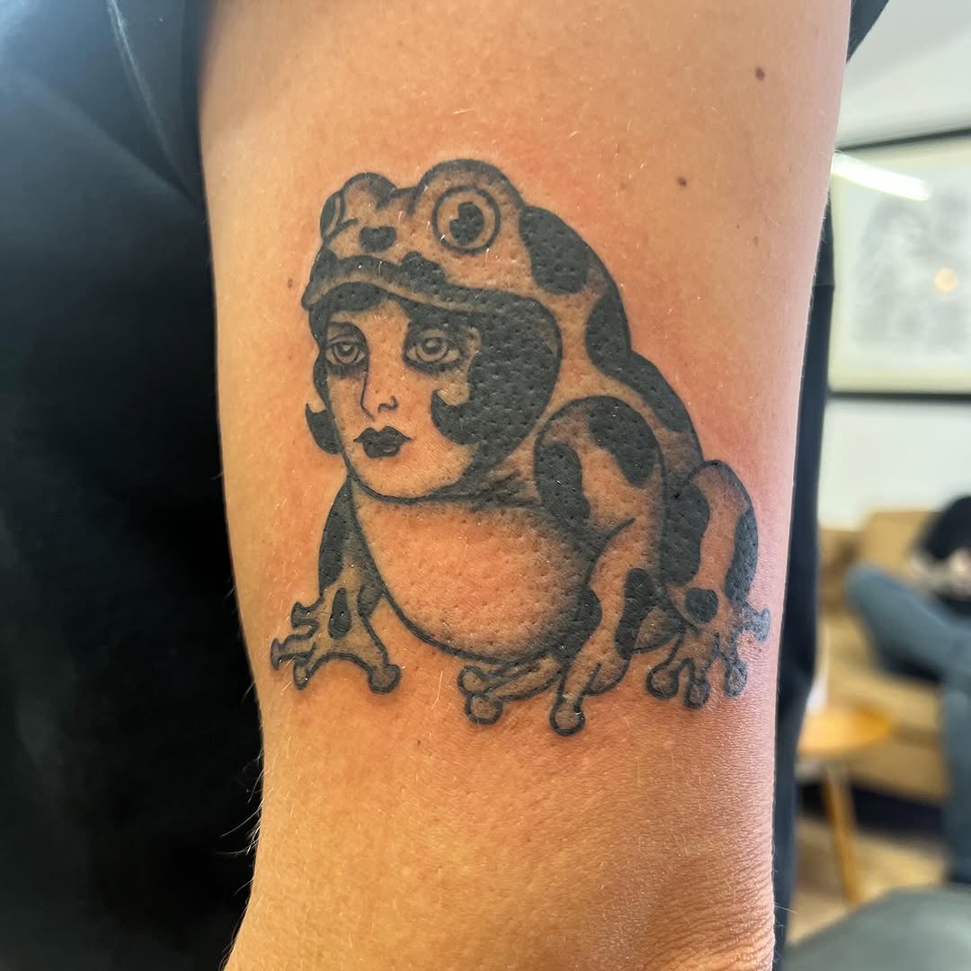Tattoo by @vickycoleman — black_and_grey, chicano