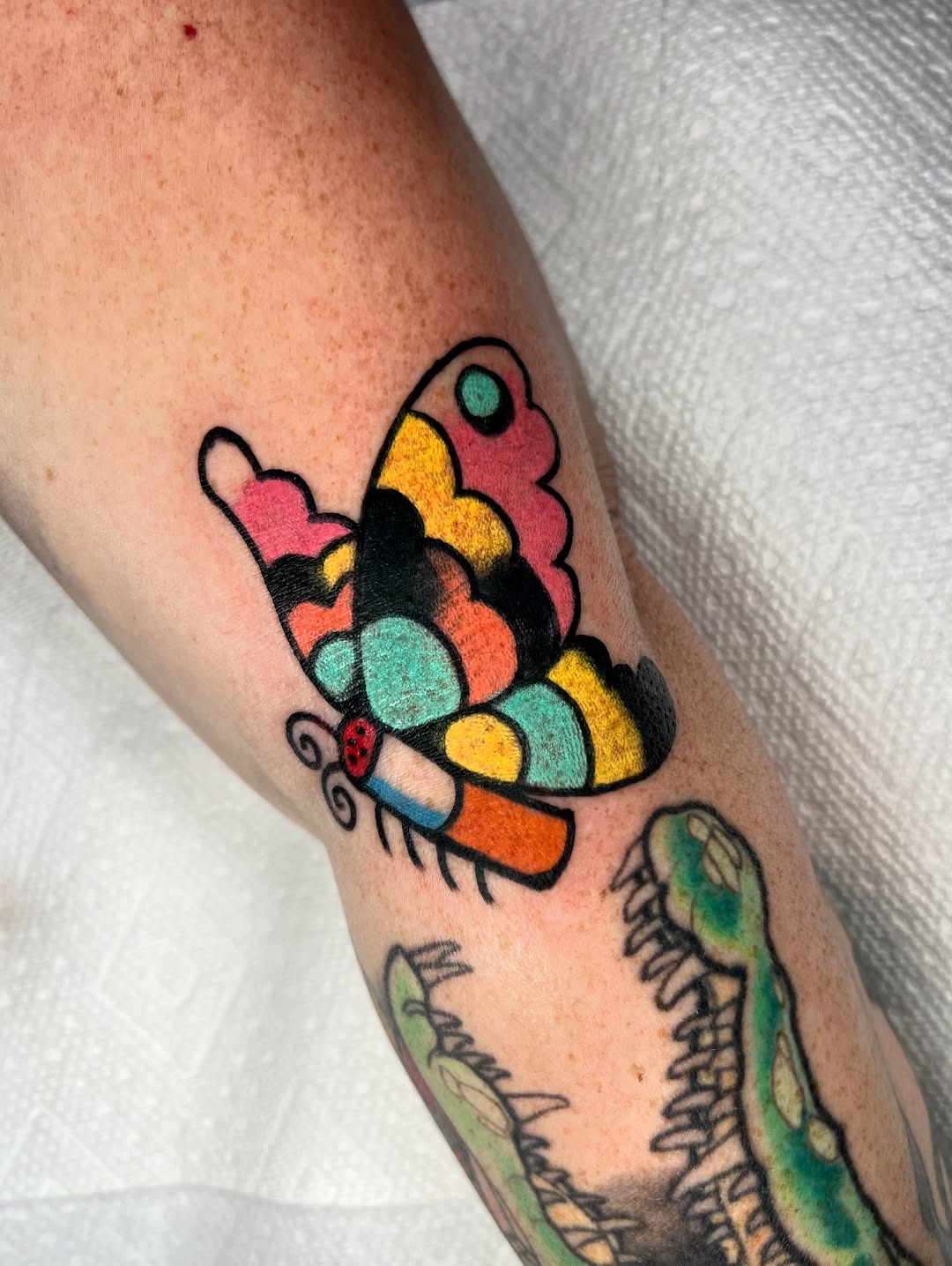 Tattoo by @wearablechaos โ american_traditional