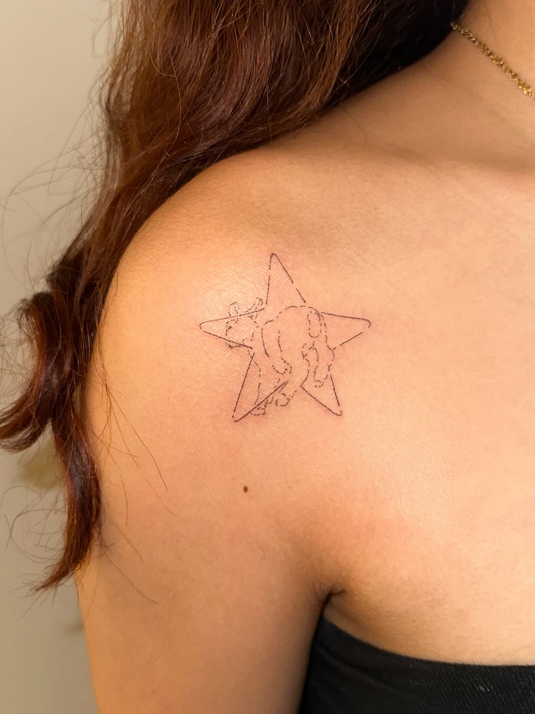 Tattoo by @olobi.poke — fine_line, sketch