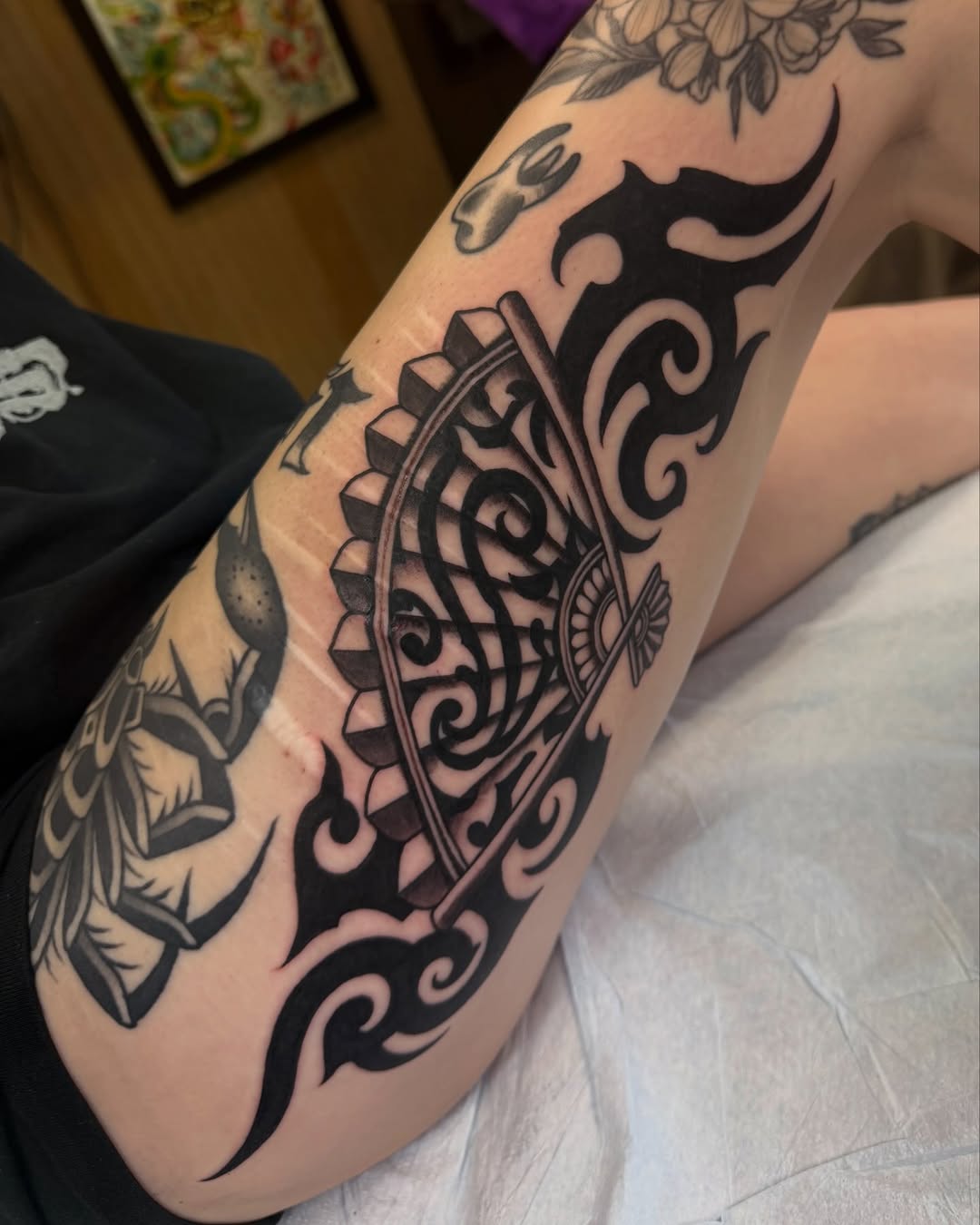 Tattoo by @emilymiljatattoos — blackwork, tribal