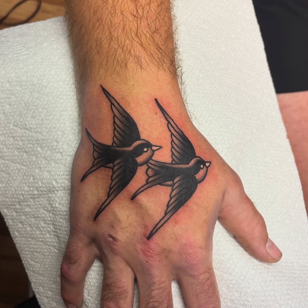 Tattoo by @twodeadfeet โ american_traditional