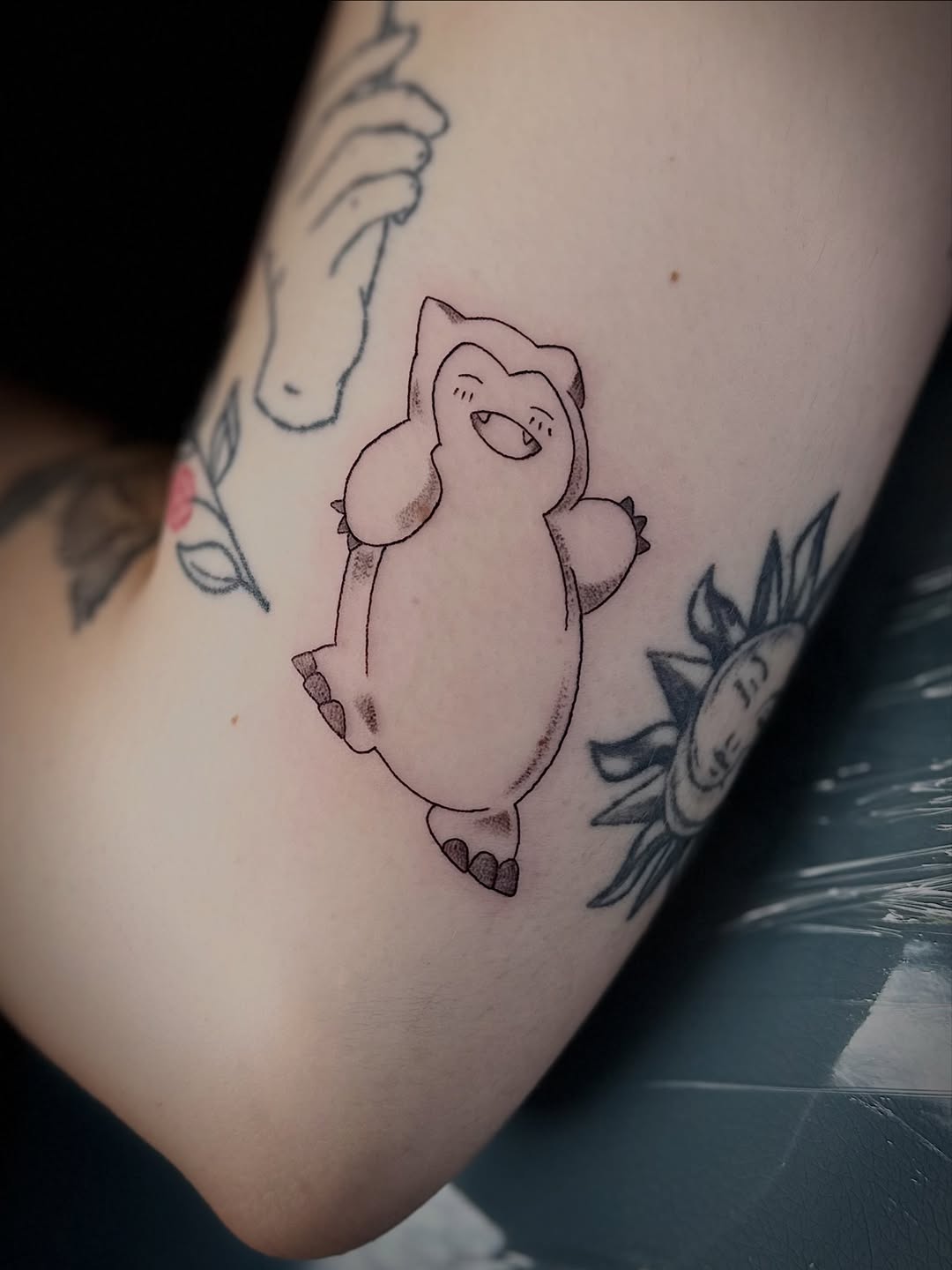 Tattoo by @nunutattoo111 โ anime, fine_line