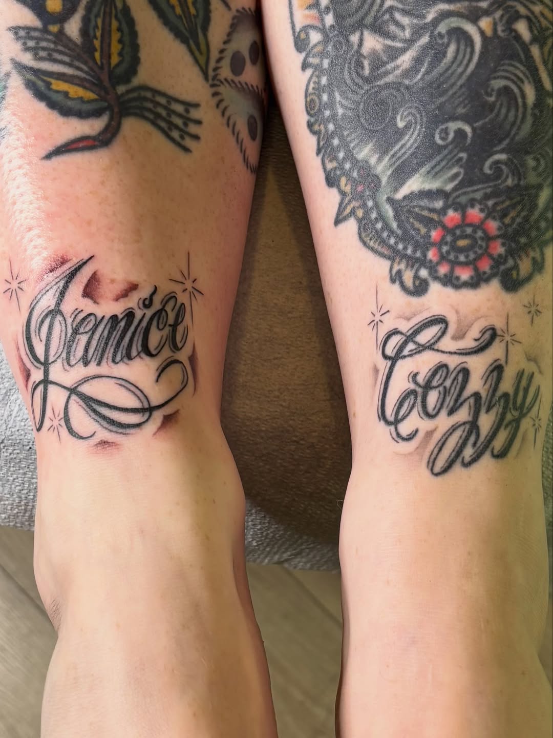 Tattoo by @tiaxcave — lettering_script, black_and_grey