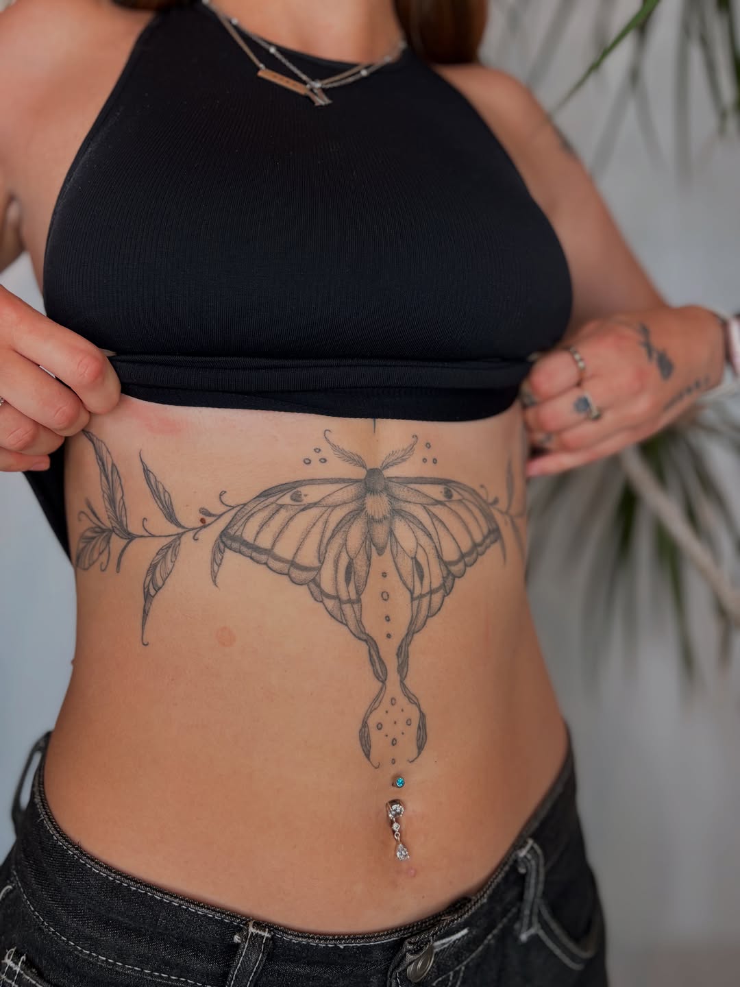 Tattoo by @raini.xo.tattoo β fine_line, dotwork