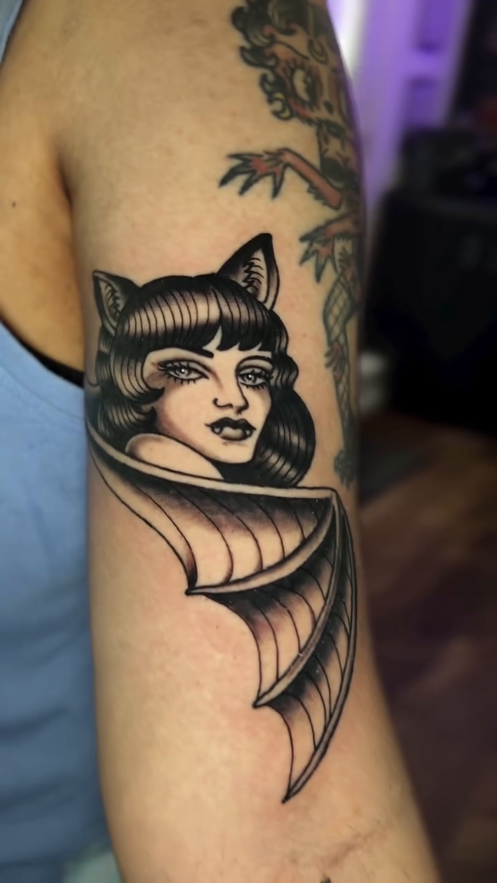 Tattoo by @renot_aragontattoo โ american_traditional