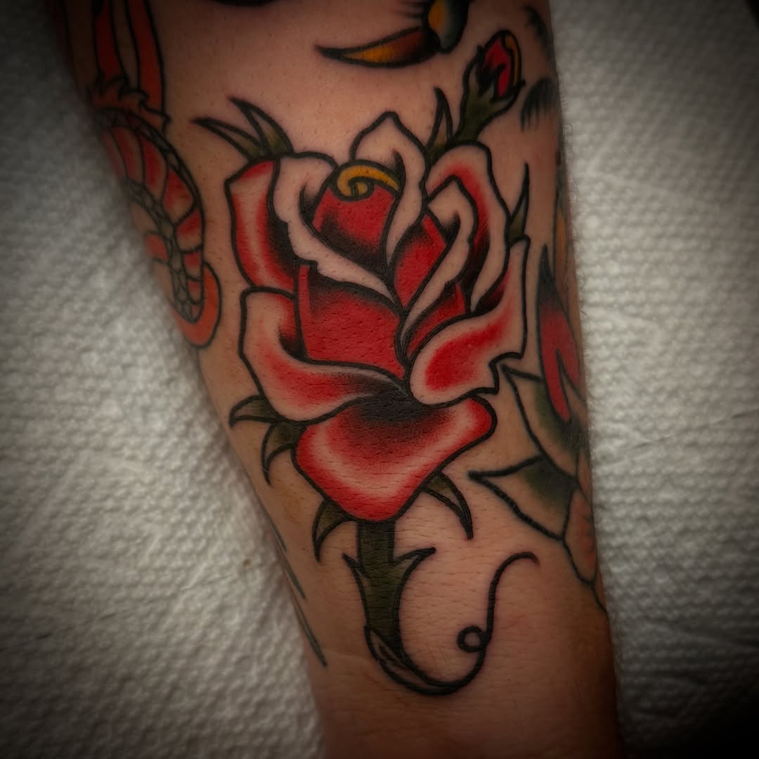 Tattoo by @daveoztattoo — american_traditional