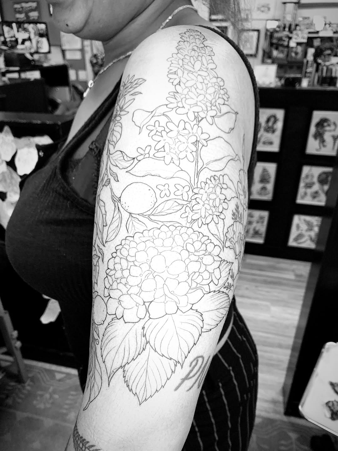 Tattoo by @kittyjonestattoo โ fine_line