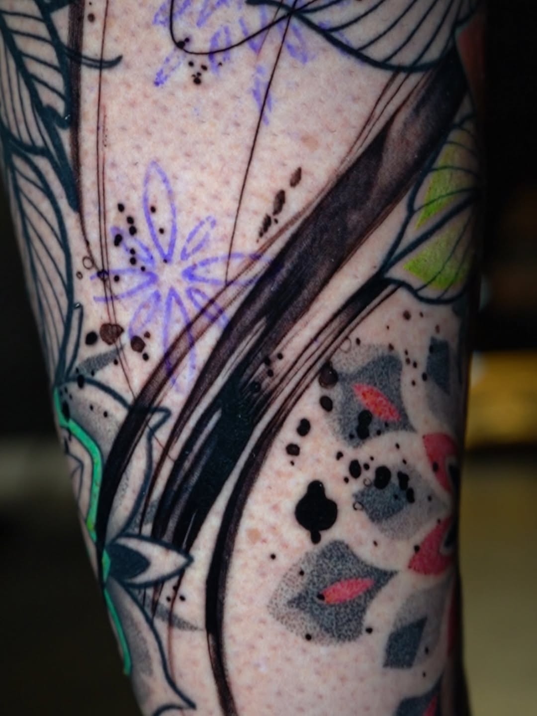 Tattoo by @hxc.tattoos — blackwork, dotwork