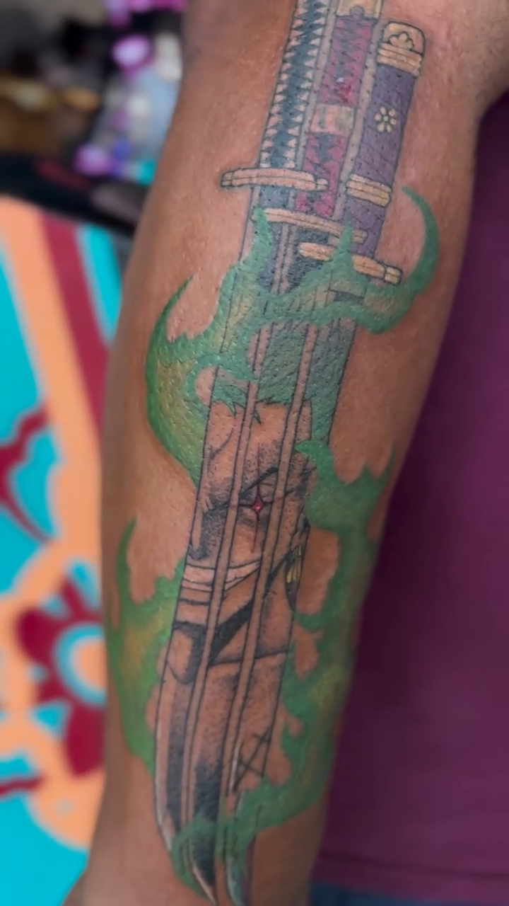 Tattoo by @samm.tatts — neo_traditional, realism