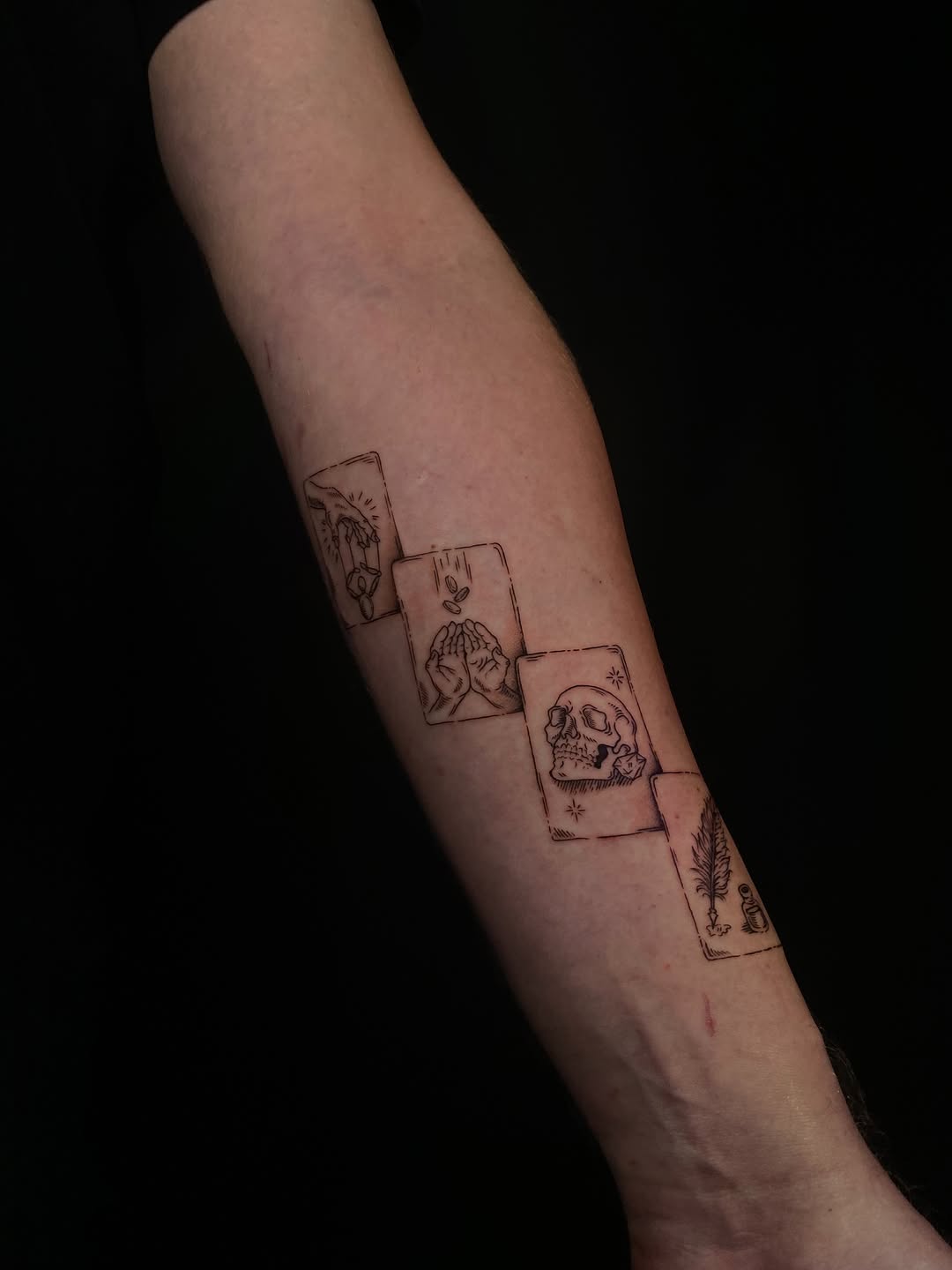 Tattoo by @kamsstudioo — fine_line, illustrative