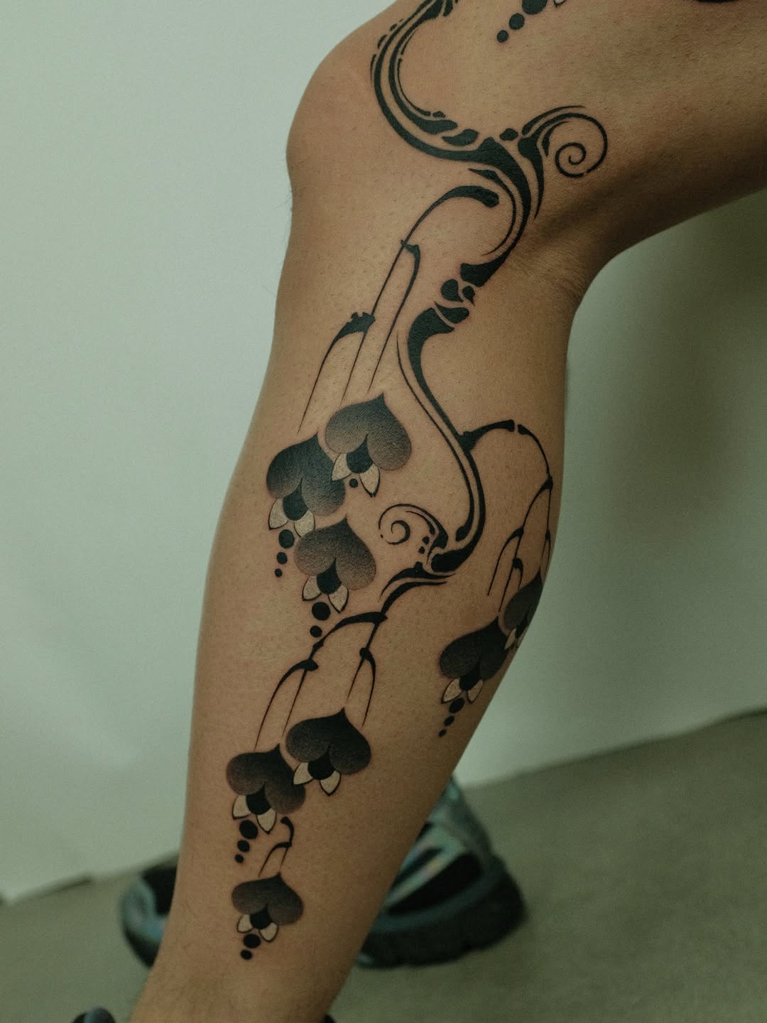 Tattoo by @xiaolun_tatt — blackwork, ornamental