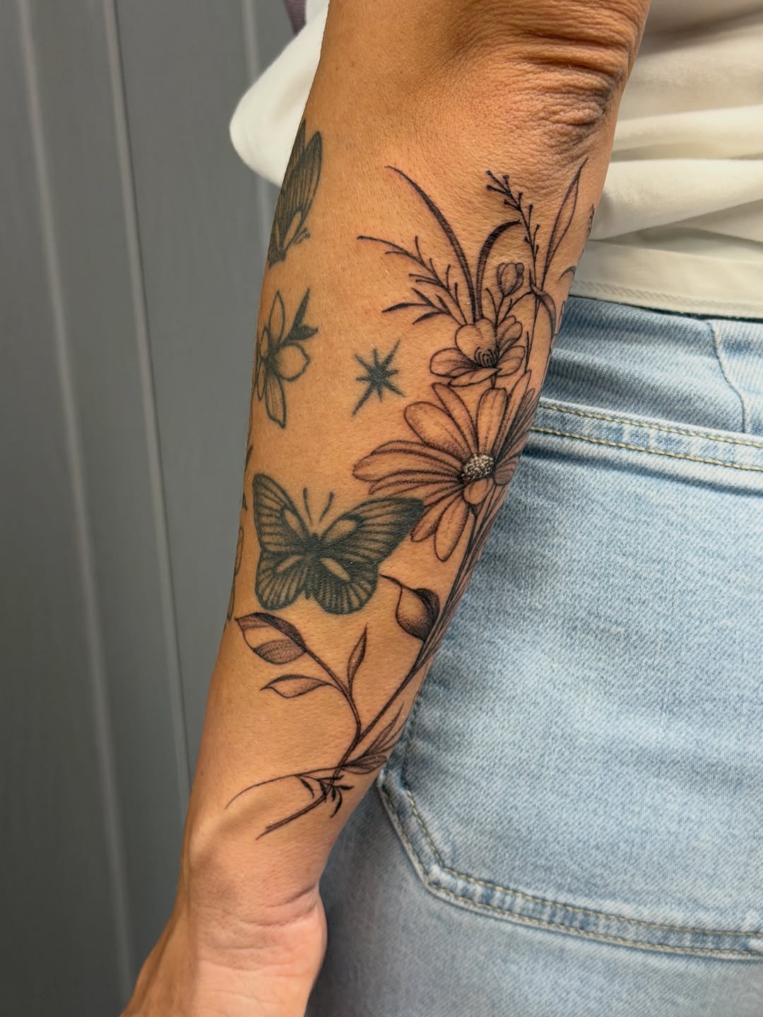 Tattoo by @tattoosbyra_ β fine_line, black_and_grey