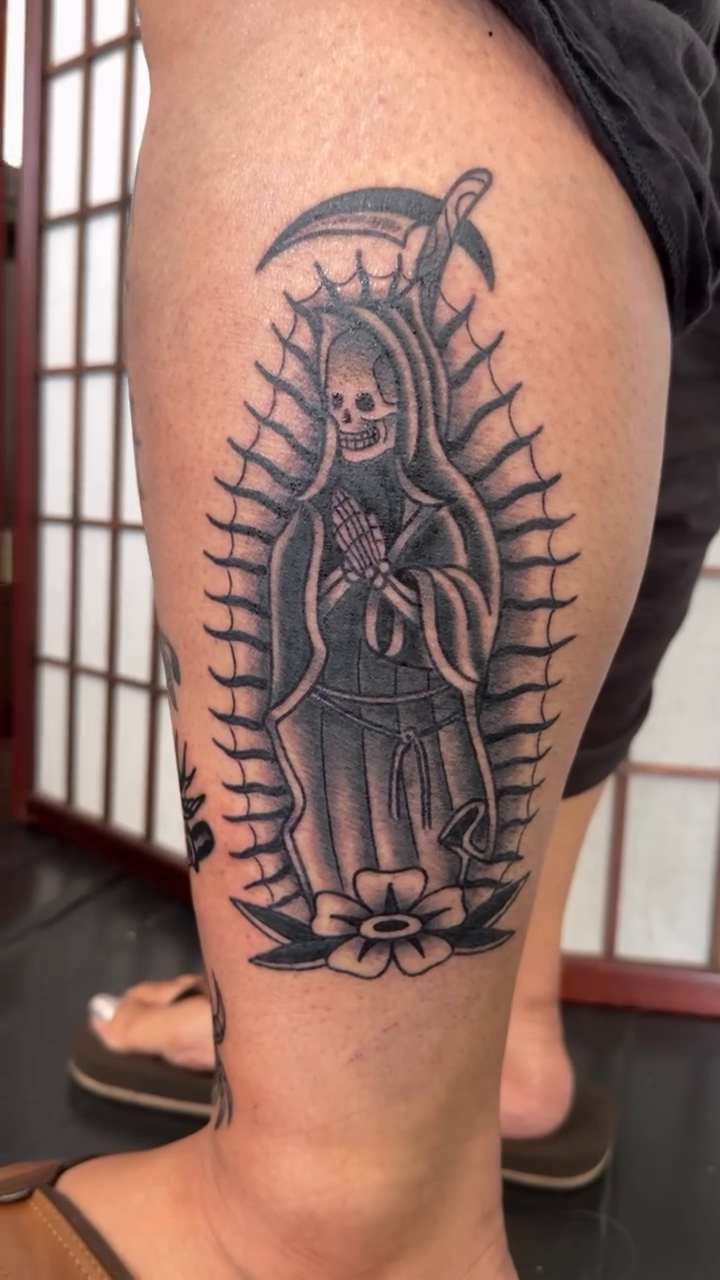 Tattoo by @chrisoleafy — black_and_grey, realism