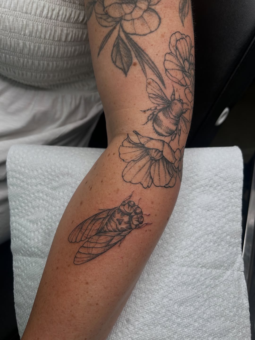Tattoo by @ramsies — black_and_grey, illustrative