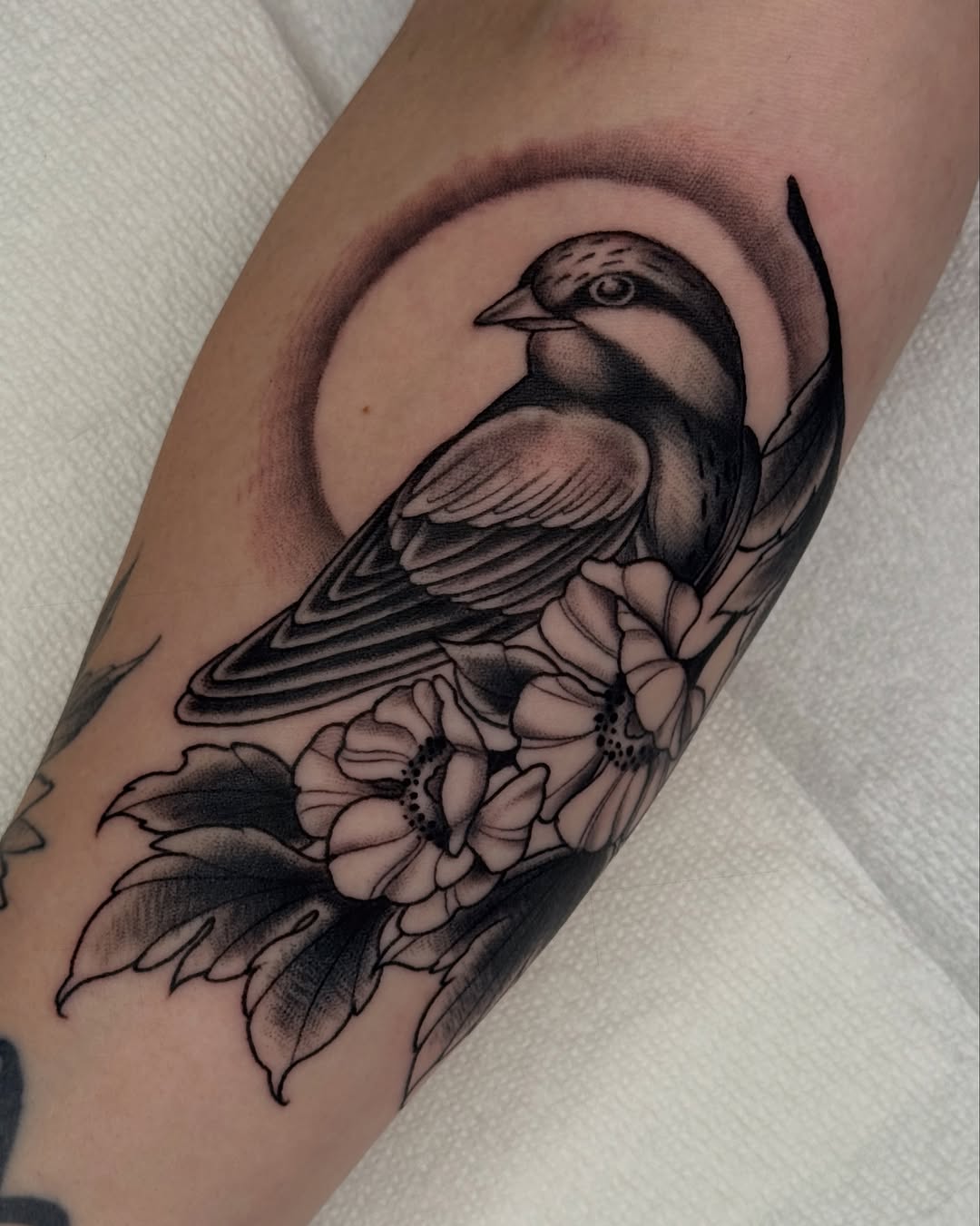 Tattoo by @bregrovertattoo โ black_and_grey, realism