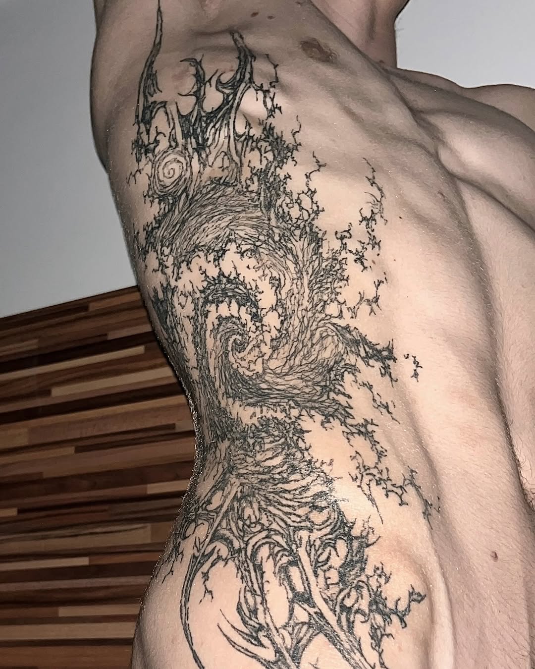 Tattoo by @sangresuciia — blackwork, illustrative