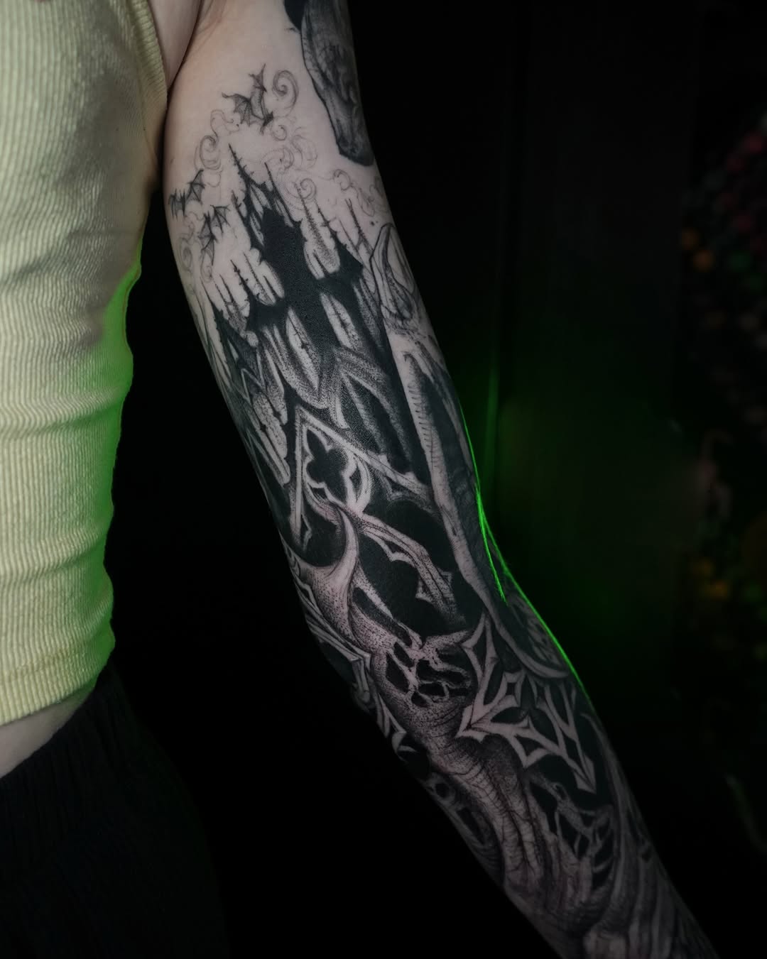 Tattoo by @evi_berry_falcon โ black_and_grey, realism