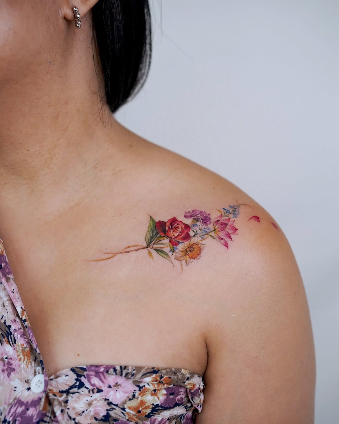 Tattoo by @hye.artt β fine_line, watercolor
