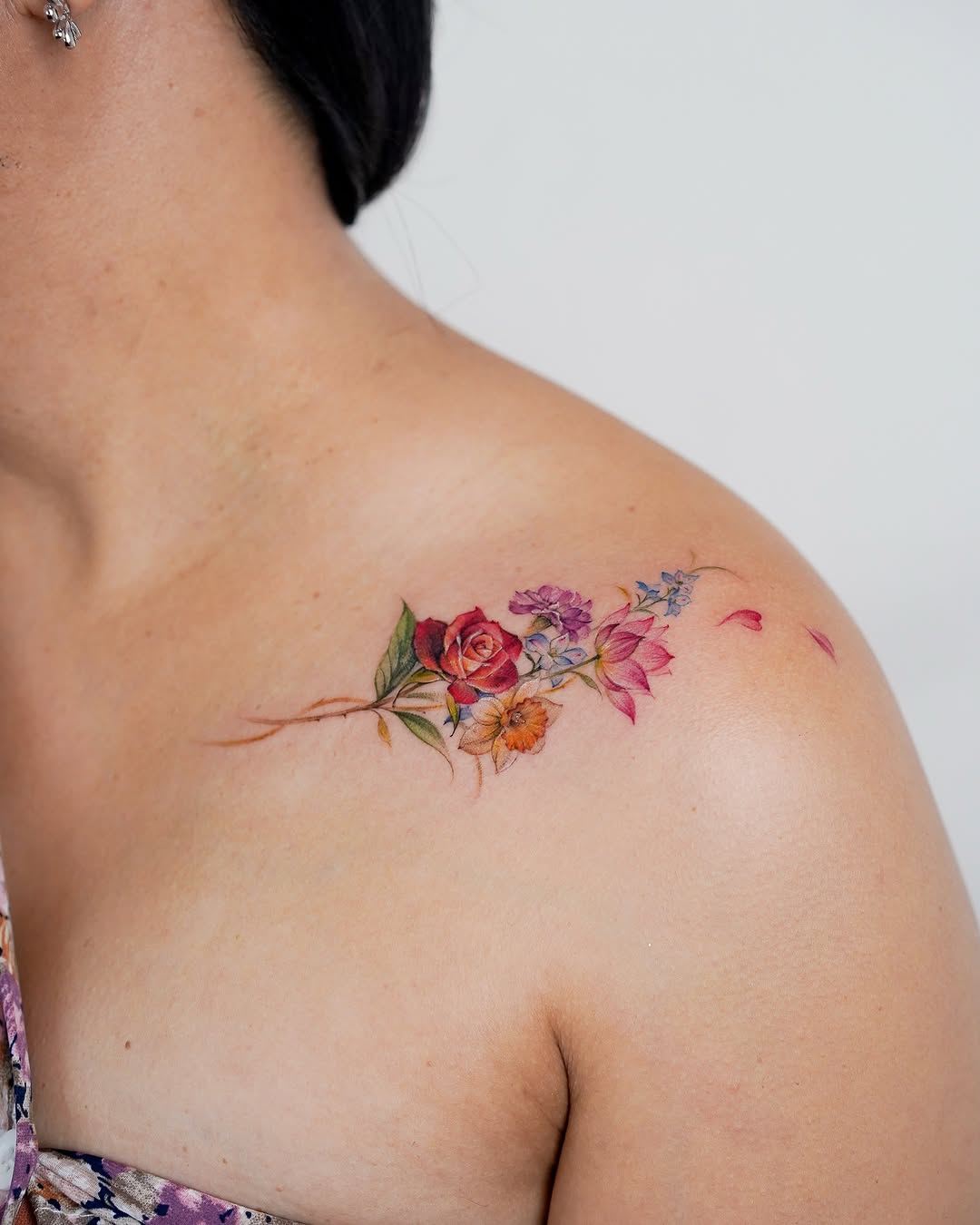 Tattoo by @hye.artt β fine_line, watercolor