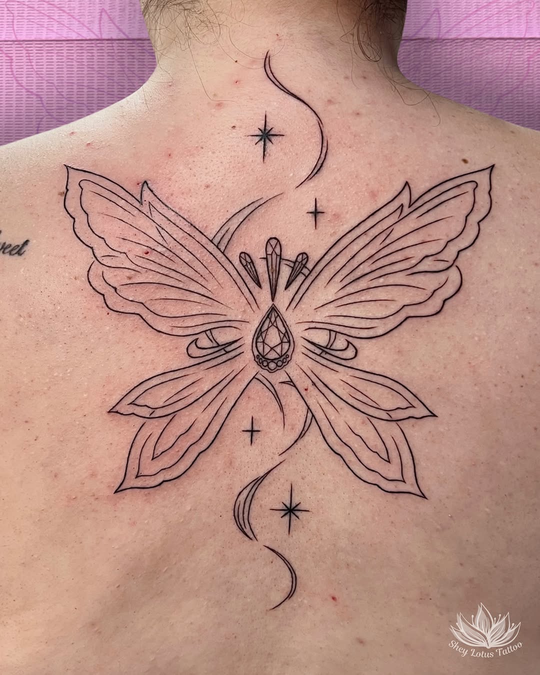 Tattoo by @sheylotustattoo β fine_line, ornamental