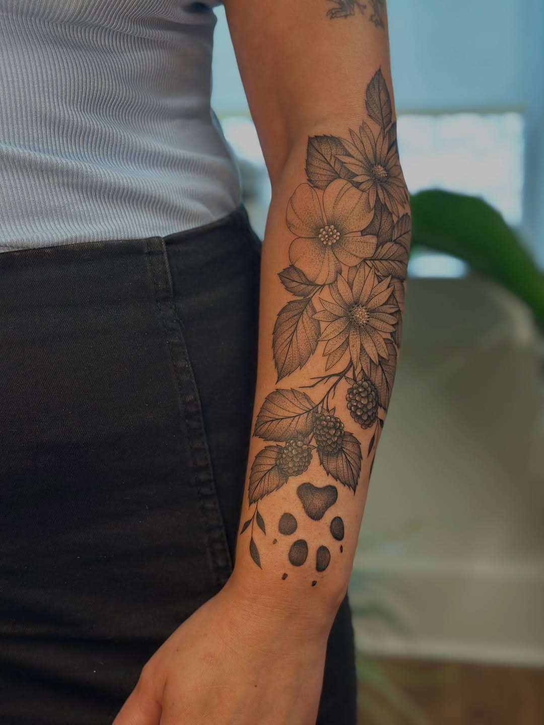 Tattoo by @vreevestattoo — black_and_grey, realism