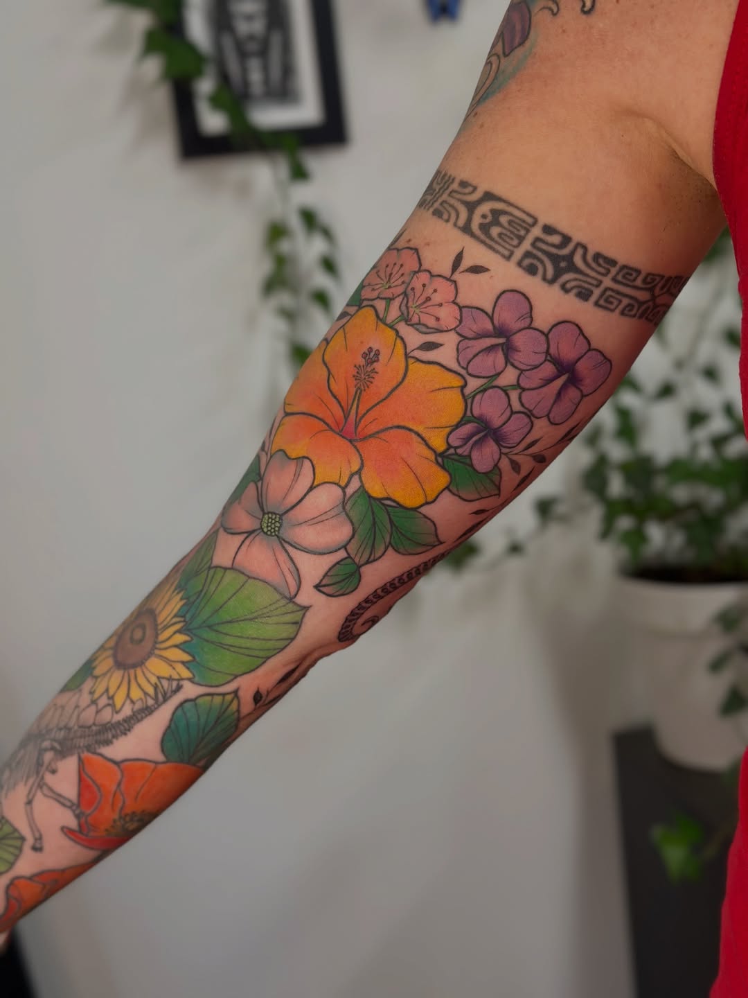 Tattoo by @vreevestattoo — neo_traditional, realism