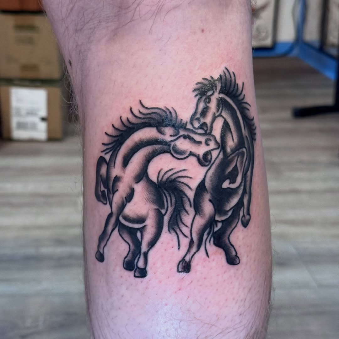 Tattoo by @summerthymetattoo — american_traditional