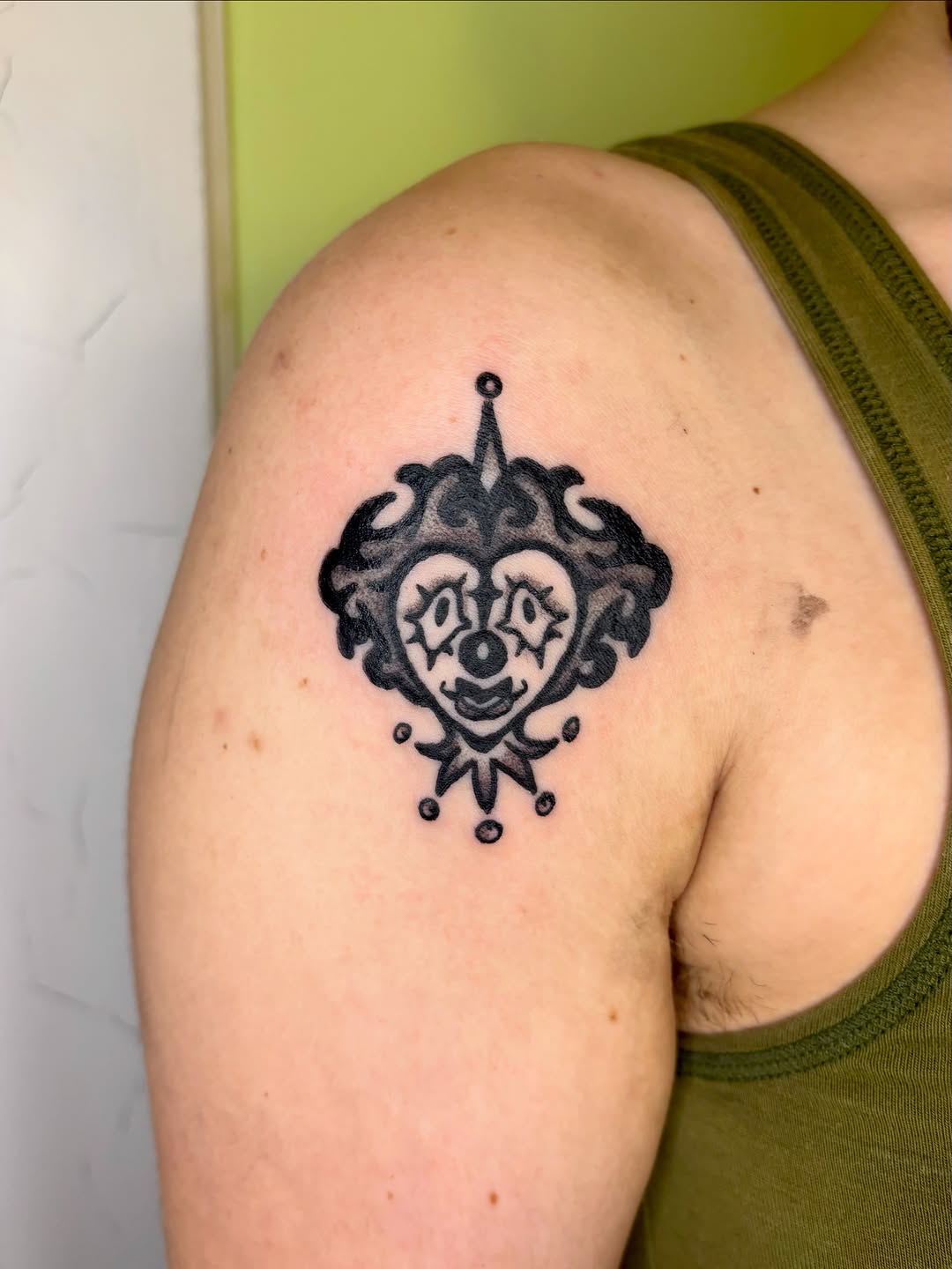 Tattoo by @grattooland — blackwork, ignorant