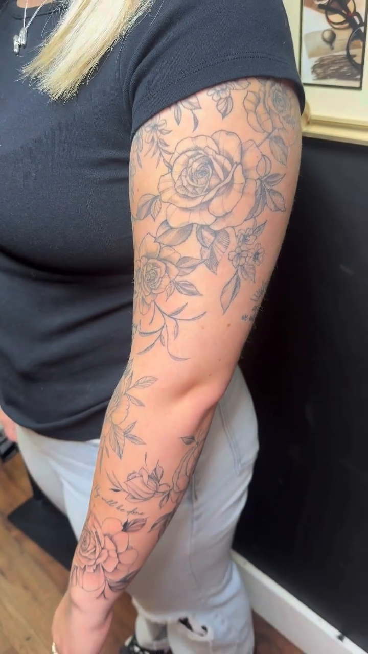 Tattoo by @hy_ink — fine_line, realism