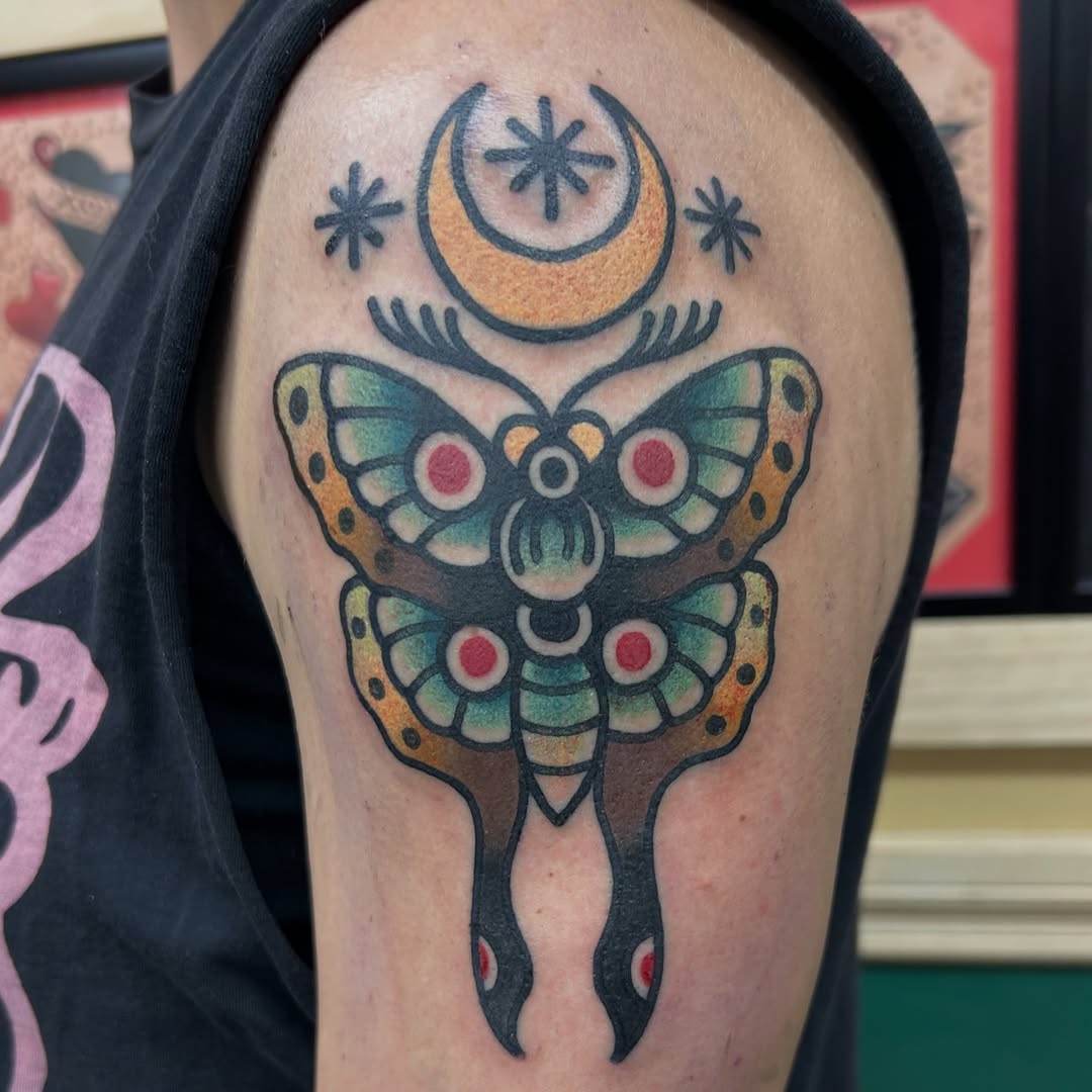 Tattoo by @adriangodoy84 — american_traditional