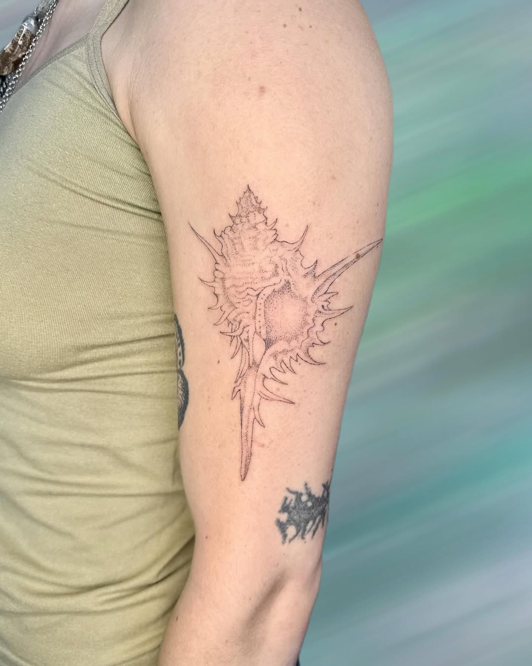 Tattoo by @peachykeentat — dotwork, fine_line