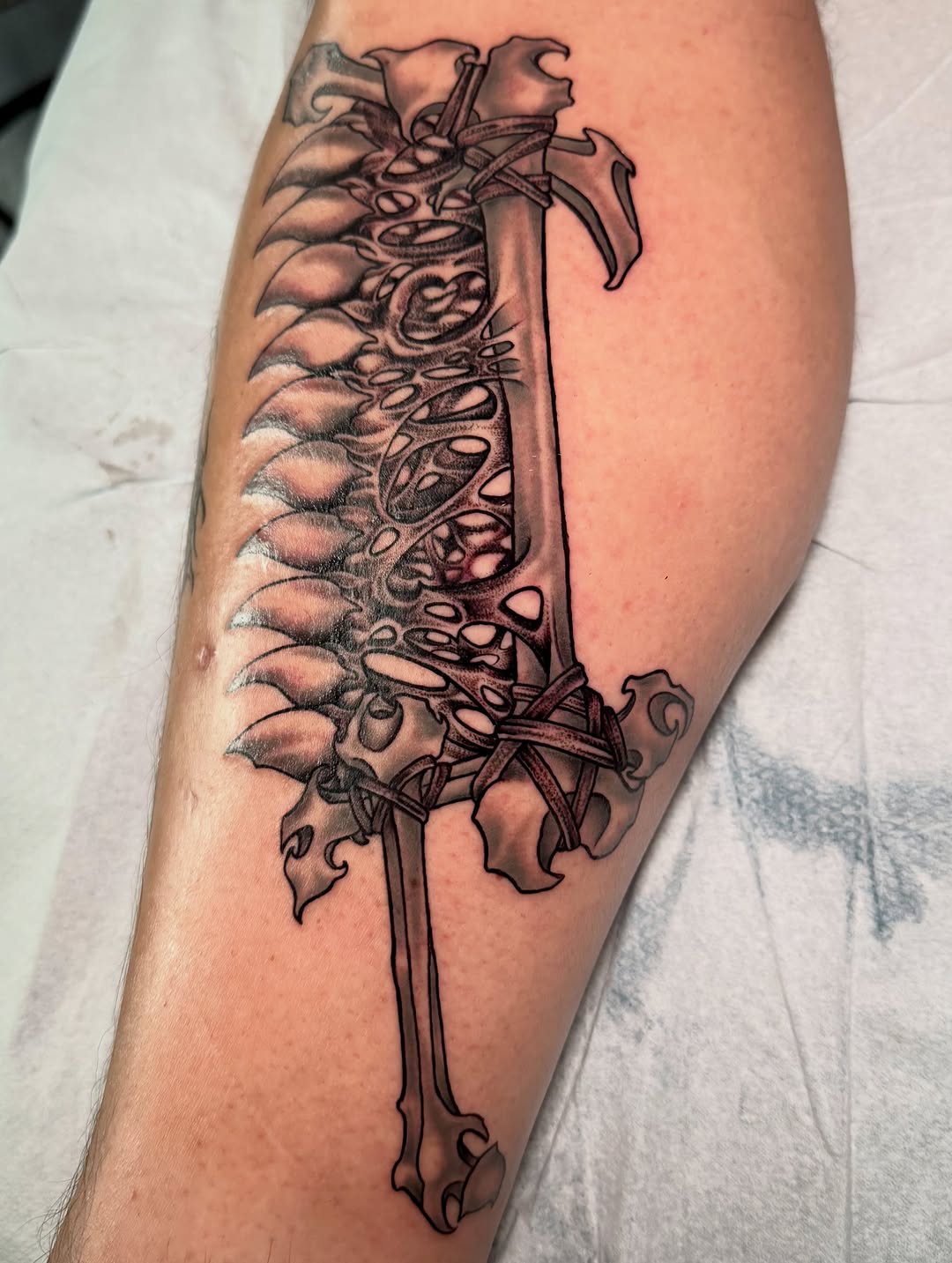 Tattoo by @amberbananafish — black_and_grey, dark_realism