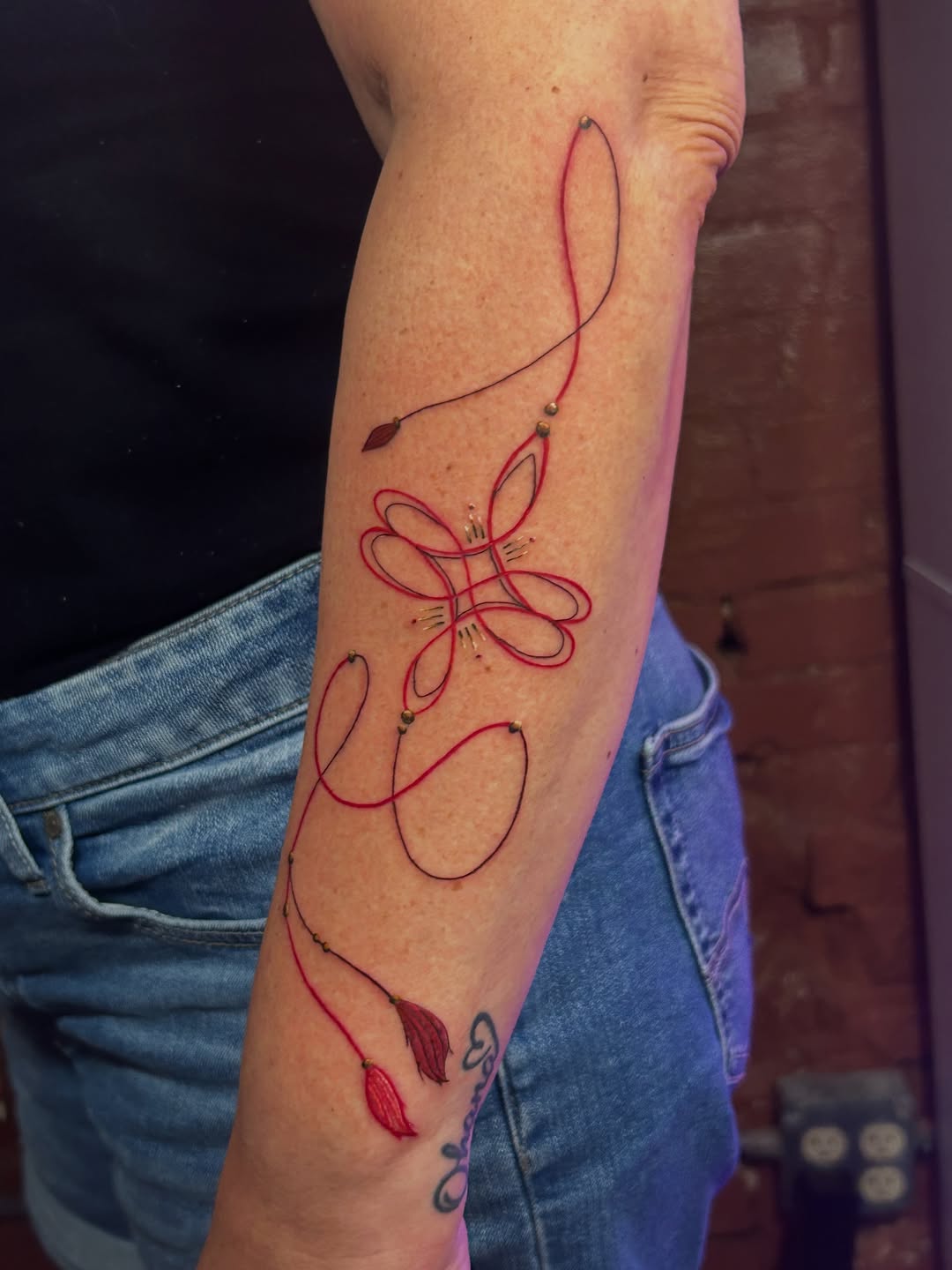 Tattoo by @alifaetattoos — fine_line, ornamental