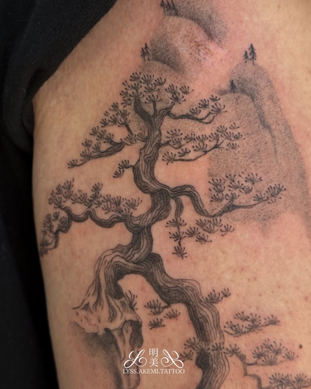 Tattoo by @lyss.akemi.tattoo — japanese_irezumi, black_and_grey