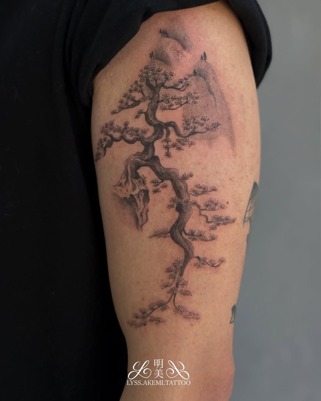 Tattoo by @lyss.akemi.tattoo — black_and_grey, realism