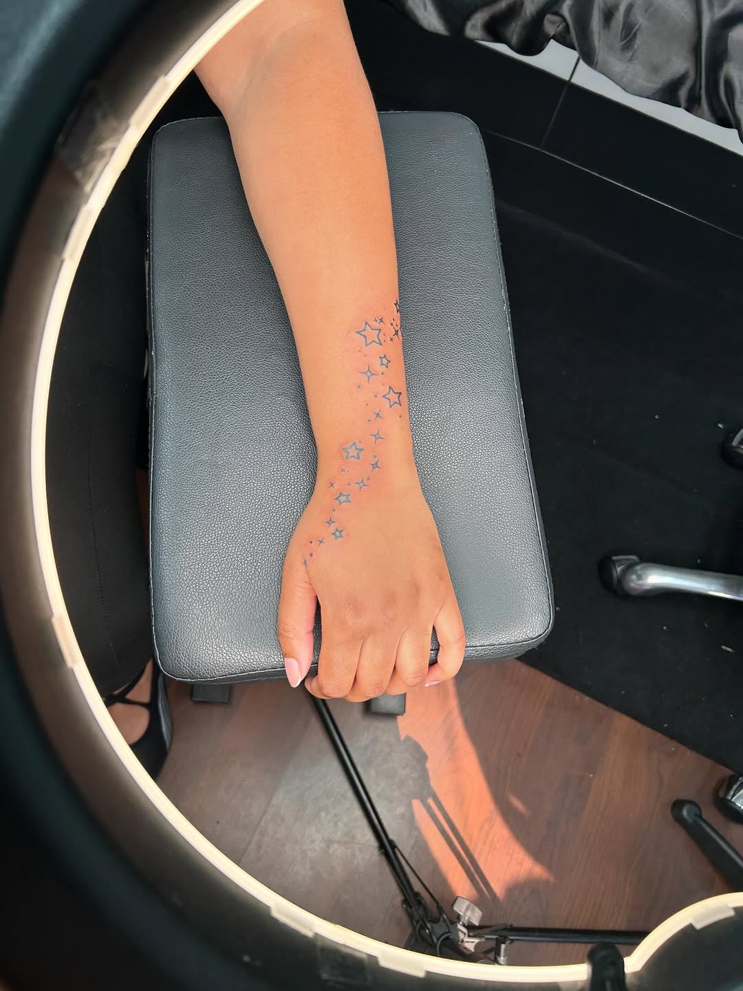 Tattoo by @laaysweetneedle._ — fine_line, minimalist