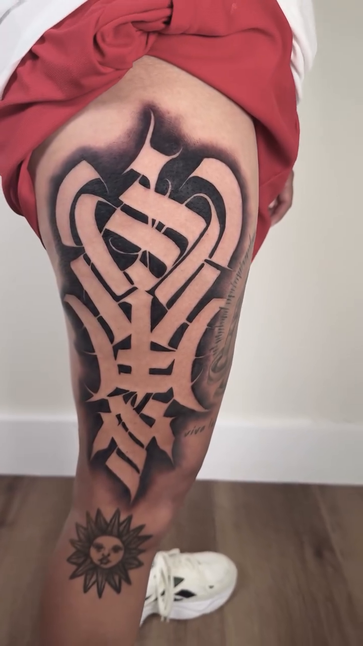 Tattoo by @jozzycamacho — lettering_script, black_and_grey