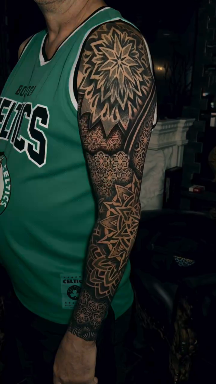 Tattoo by @tattooinsecta — geometric, black_and_grey
