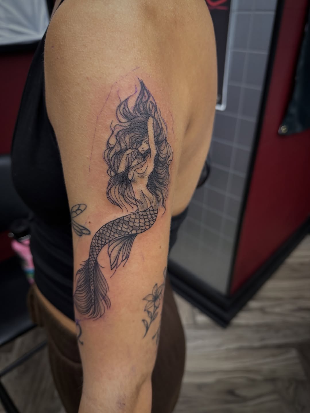 Tattoo by @alexandernichols916 โ illustrative, black_and_grey