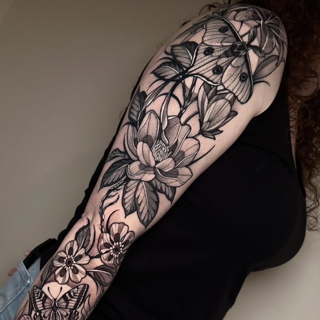 Tattoo by @aislynleigh — black_and_grey, dotwork
