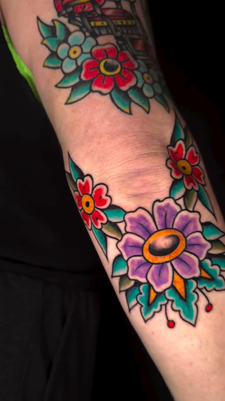 Tattoo by @anttattoos_ — american_traditional