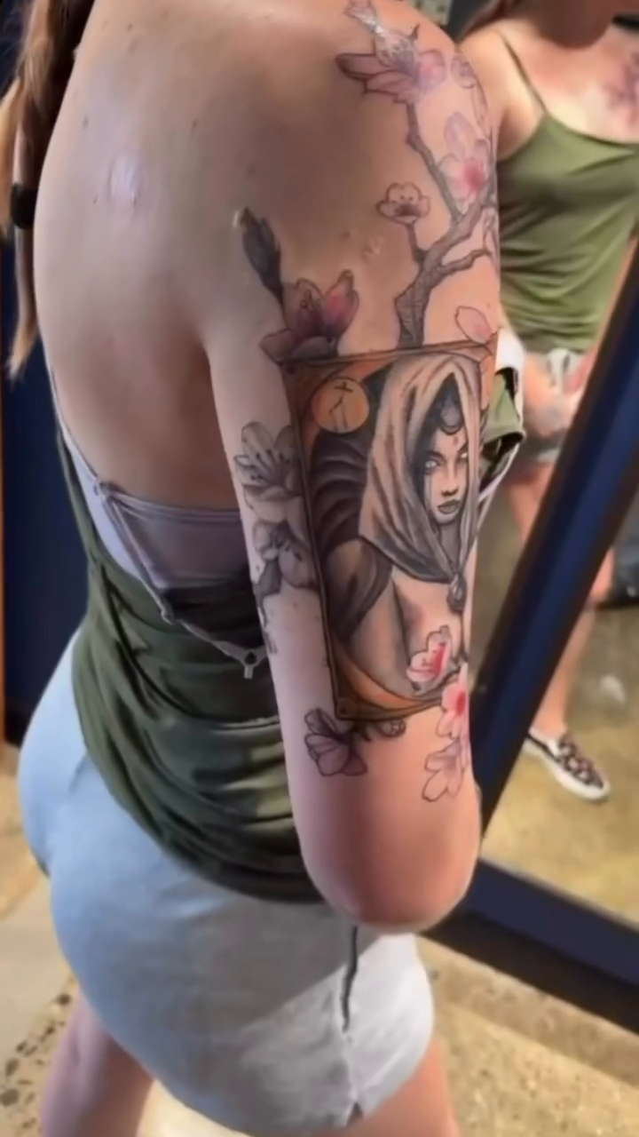 Tattoo by @lamarbodyart — fine_line, japanese_irezumi